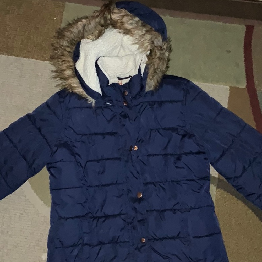 Old Navy Label on Cream Fabric